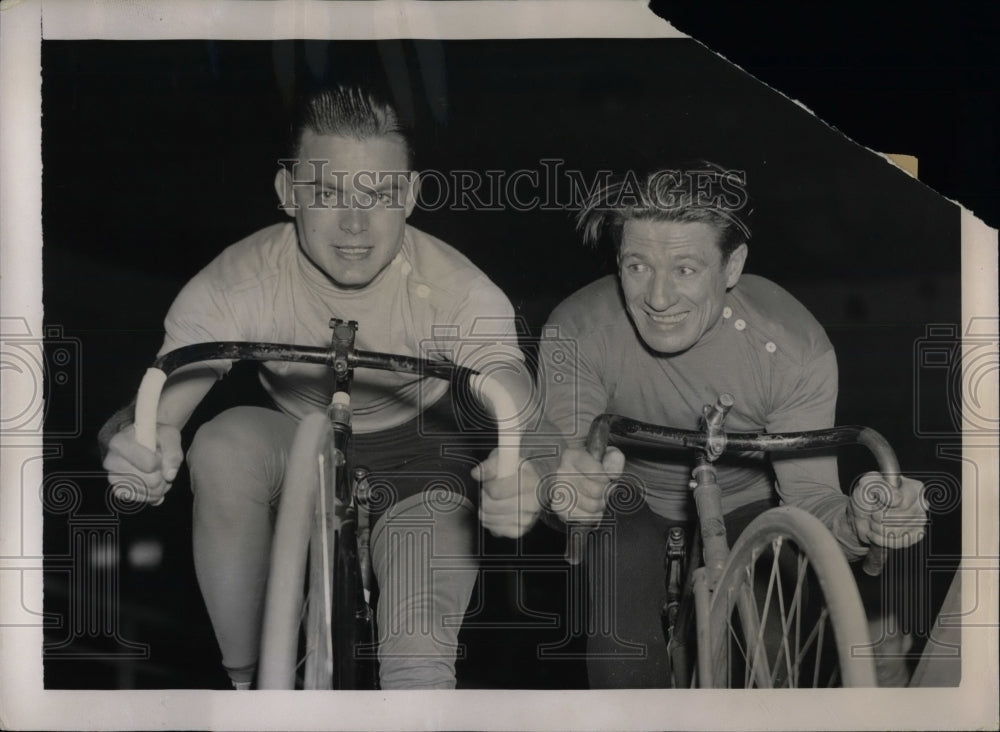 1937 Russell Allen &amp; Gerard Debaets, Ride Six Days Around Big Saucer - Historic Images