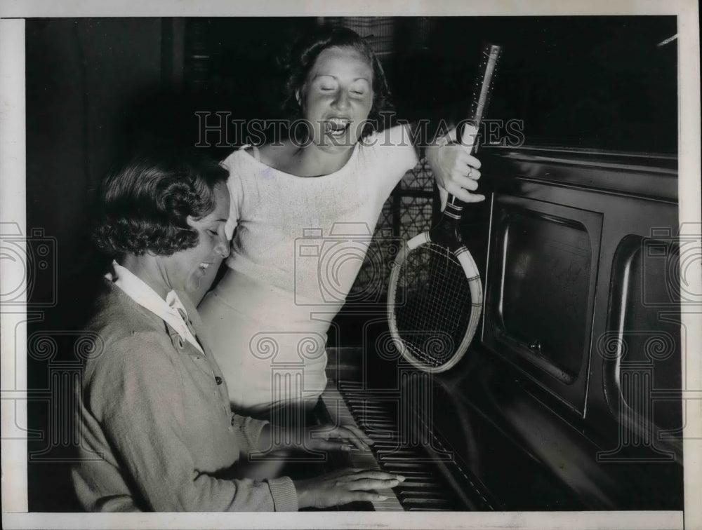 1938 Tennis player Rose Hofkin &amp; singer Betty Morris  - Historic Images