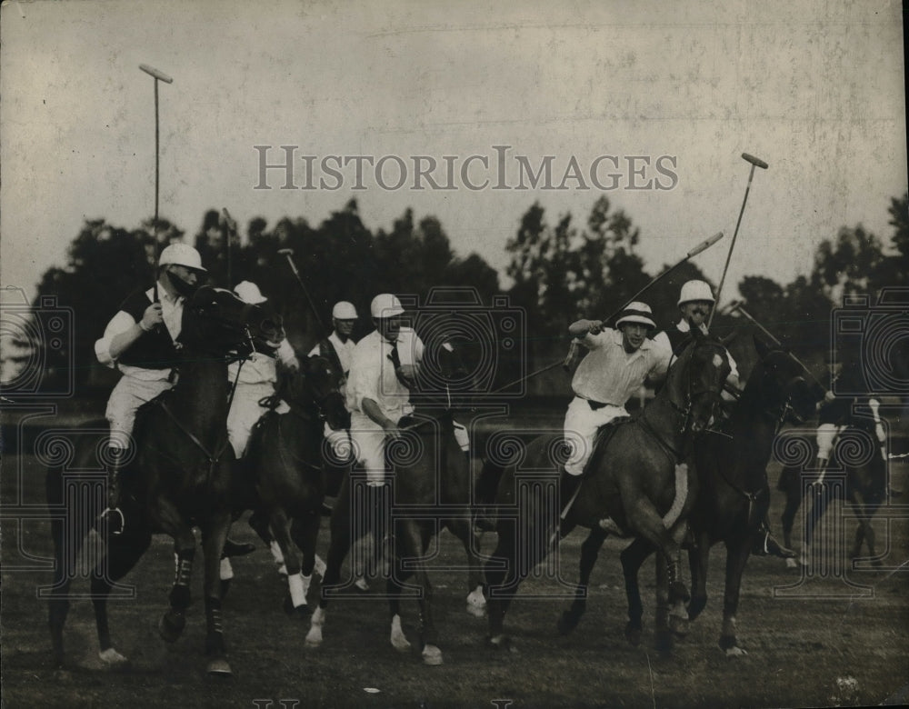 1912 Press Photo A polo match on a pich in progress - nea50179-Historic Images