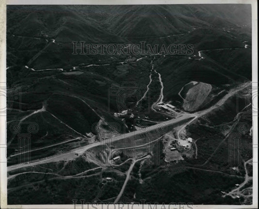 1952 Venezuela's "Autopista" Highway  - Historic Images