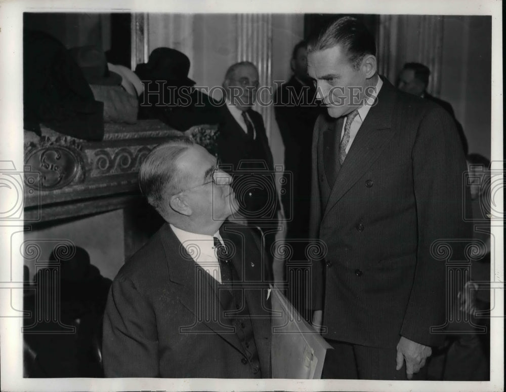 1935 Press Photo Arthur Homer and Senator Gerald Nye at Senate Hearing - Historic Images