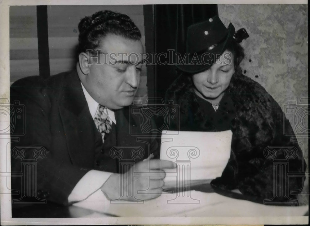 1937 Press Photo 15 year old Loretta Harynek questioned over 17 year old - Historic Images