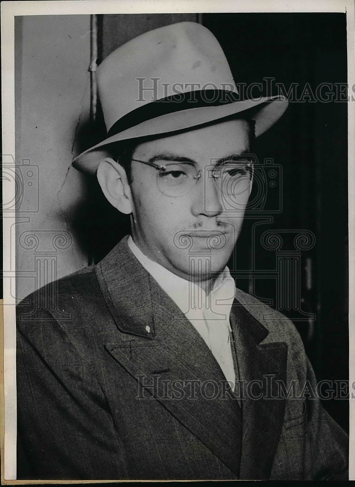 1939 Press Photo William Hoffman college student being questioned about death - Historic Images