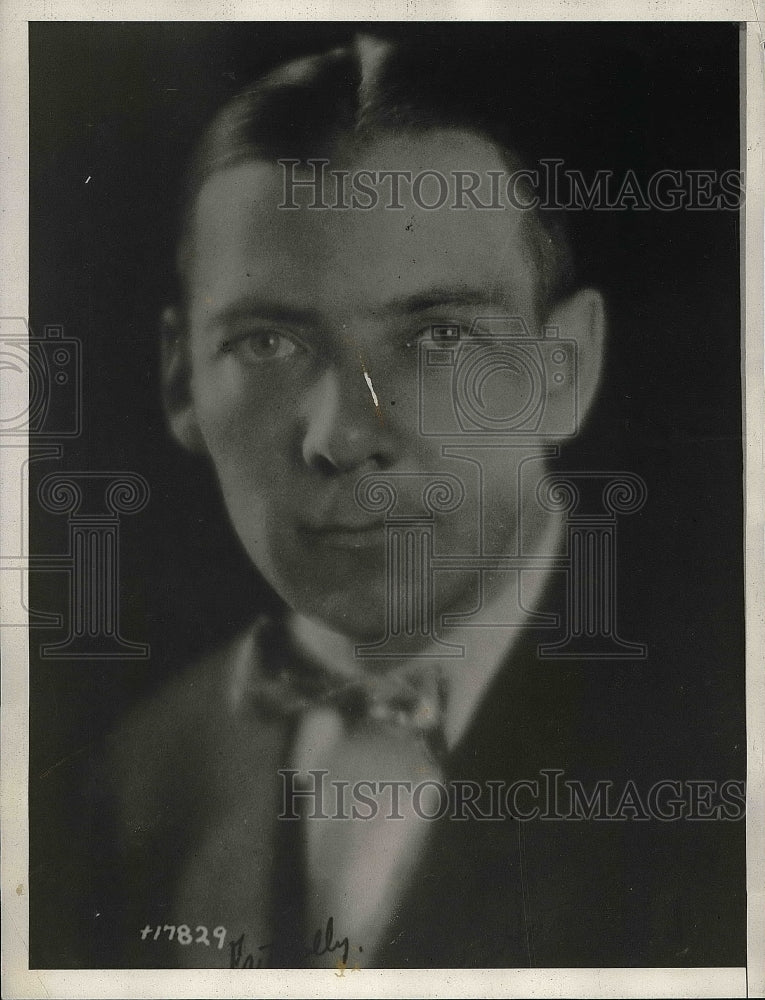 1928 Author McCready Huston posing for photo  - Historic Images