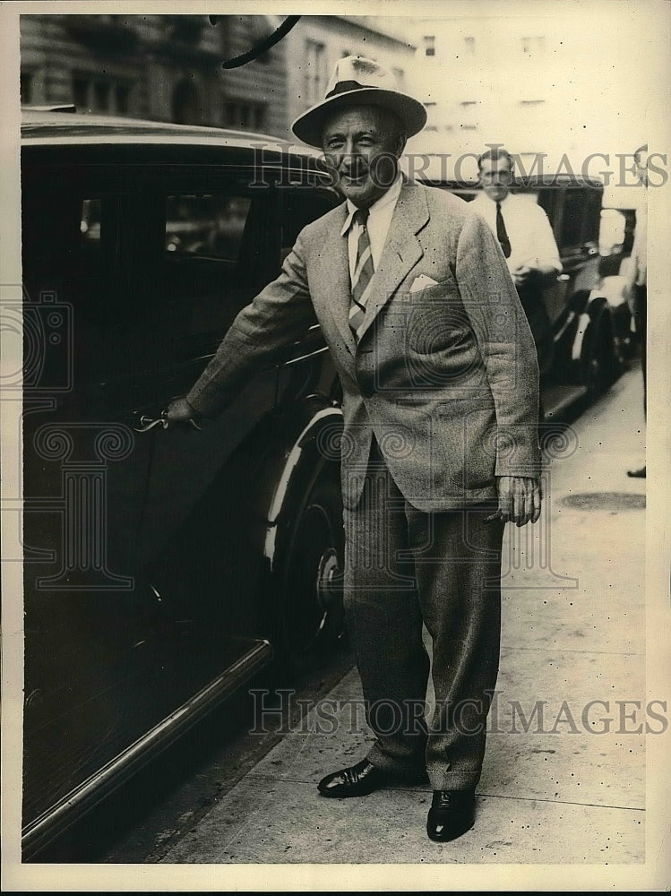 1932 Press Photo John Curtin attorney to Mayor James Walker - nea50759 - Historic Images