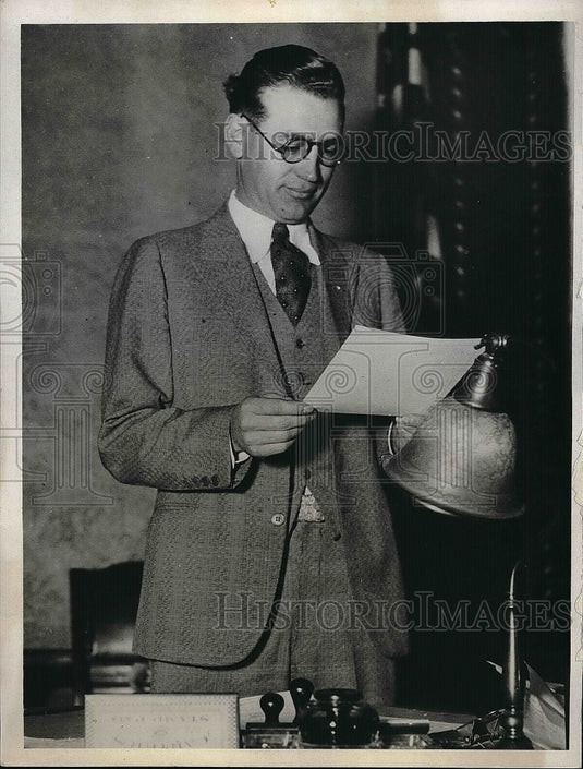 1932 William Choisser clerck of Judge Howard Speakman  - Historic Images