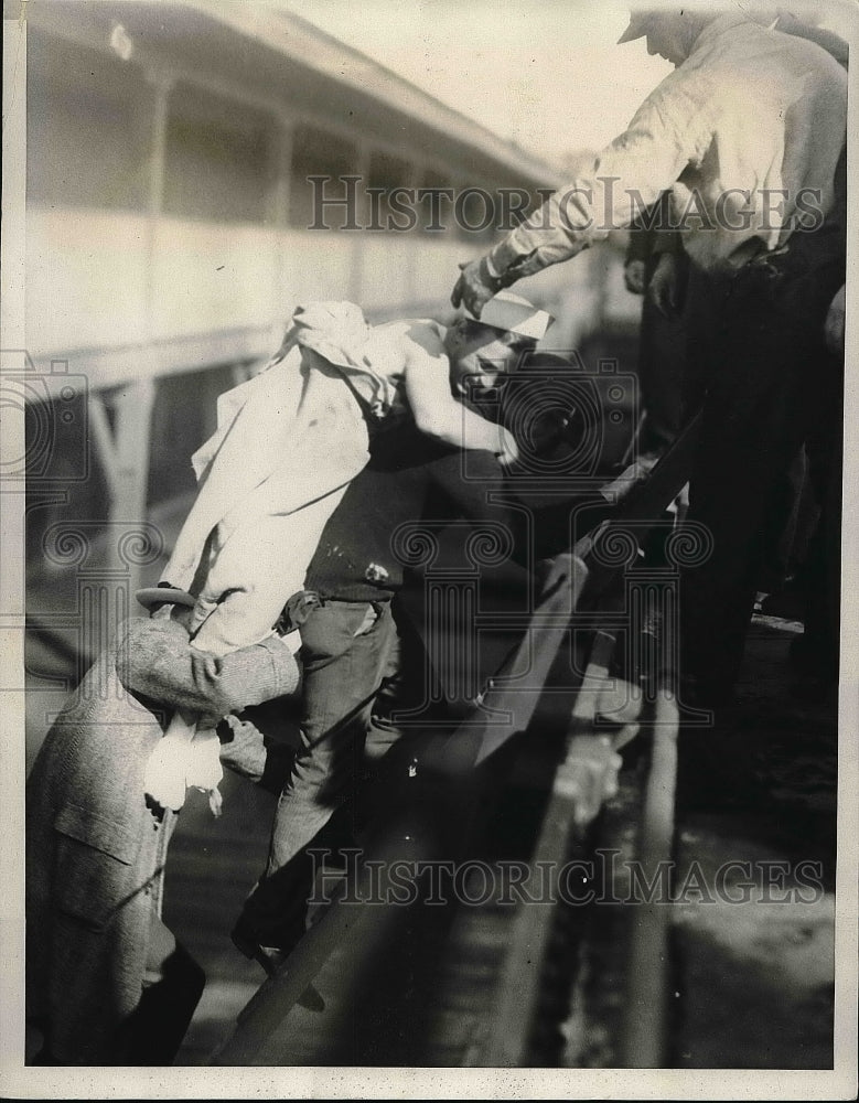 1933 Alexander Macky injured in ship accident  - Historic Images