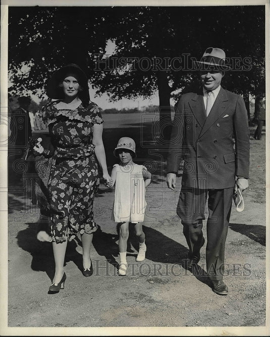 1931 Press Photo Mr & Mrs Jordan Martin & daughter - nea50923 - Historic Images