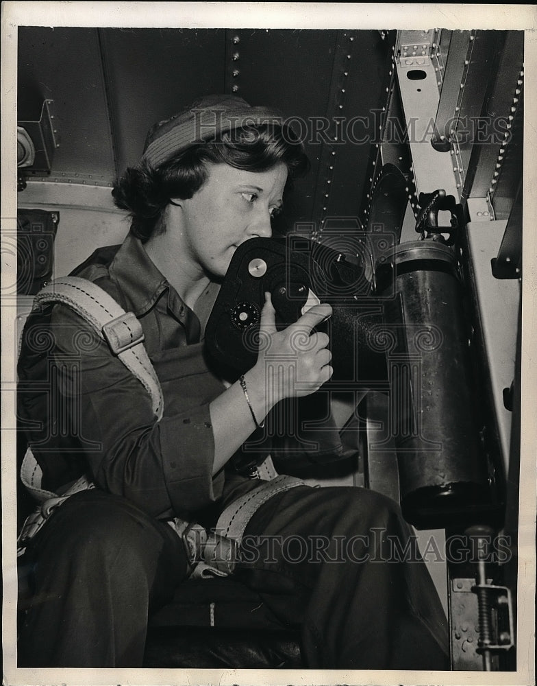 1944 Cpl Hazel Swanson of Chicago  - Historic Images