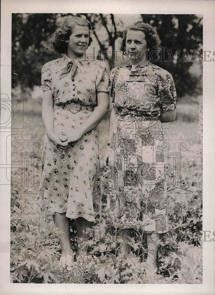 1938 Press Photo Mrs Ruby Carroll &amp; daughter Barbara, dad in prison for murder - Historic Images