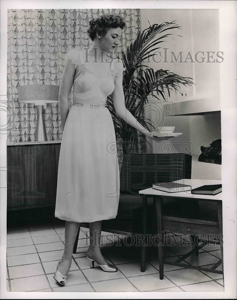 1954 Lingerie for Junior Bride  - Historic Images