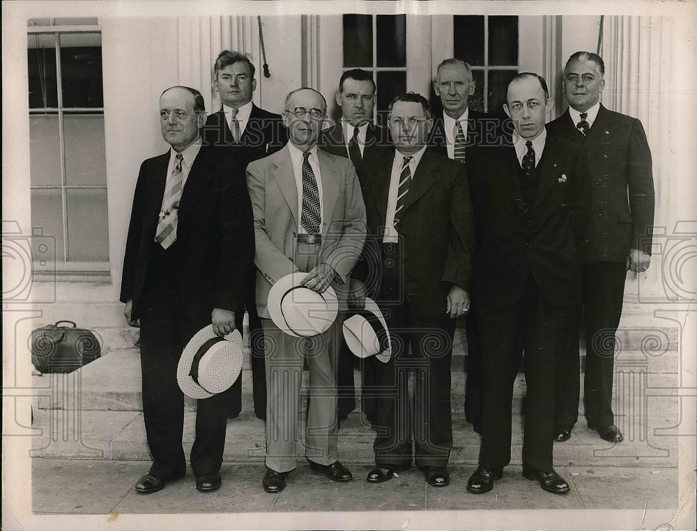 1936 Brooklyn Navy Yard representatives visit Roosevelt  - Historic Images