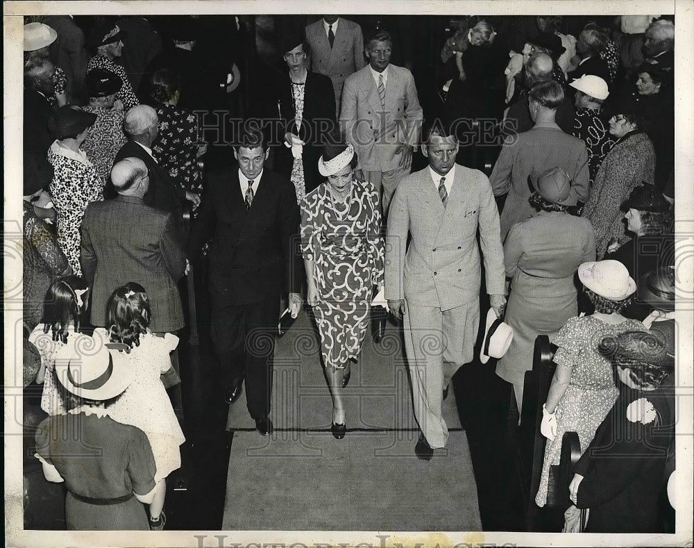 1939 Prince Frederick &amp; Princess Ingrid of Denmark at Danish Colony. - Historic Images