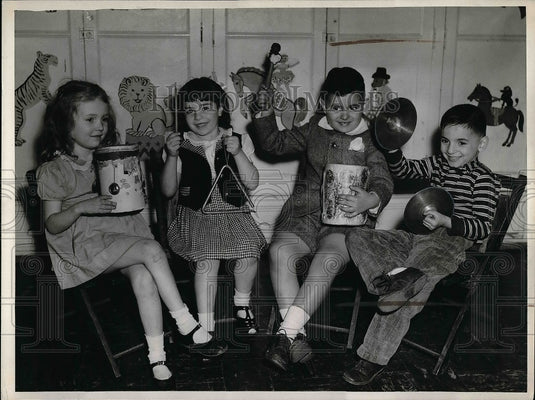 1948 Press Photo Johanna Billinger, Nancy Russ, Anthony Cipullo playing music - Historic Images