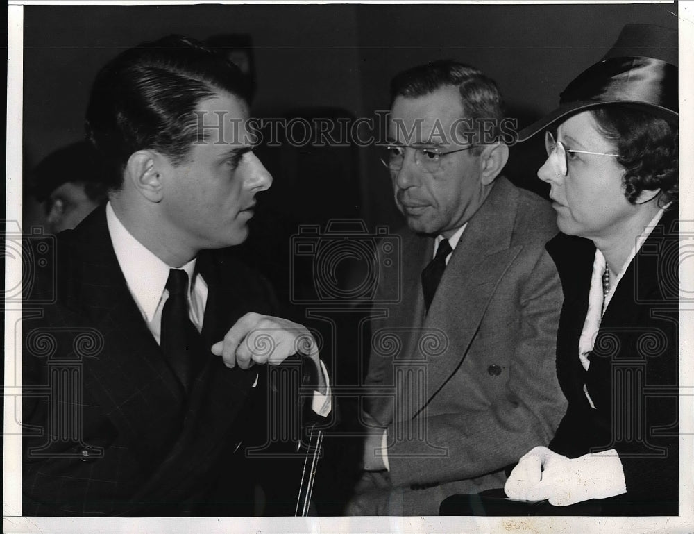 1939 Press Photo Rodney Pantages &amp; Wife Beatrice In Divorce Court - nea51526 - Historic Images
