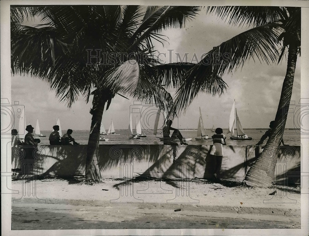 1935 Press Photo Sailboat Racing Miami's Popular Watersport - nea51530-Historic Images