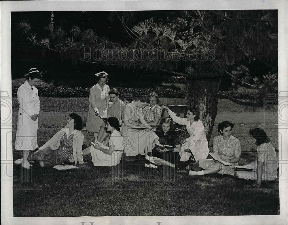 1941 Nursing Students Talk With Ruth Harrington &amp; Faith Barnum - Historic Images