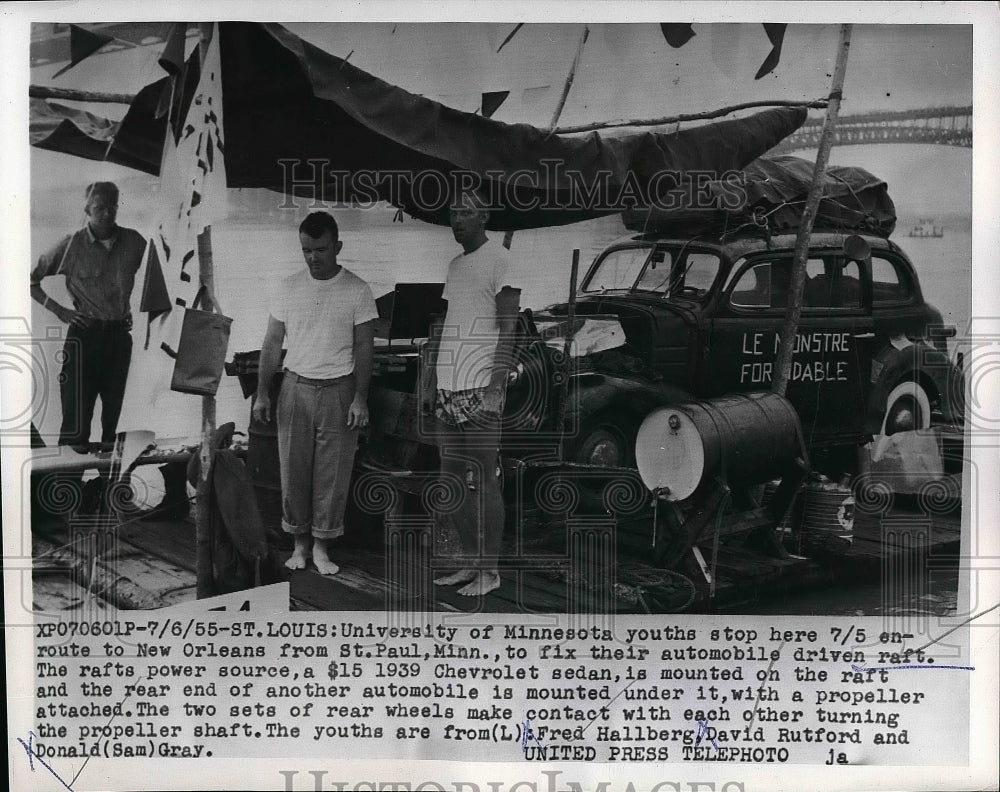 1955 Univ of Minn. Hallberg,Rutford,Gray &amp; their auto  - Historic Images