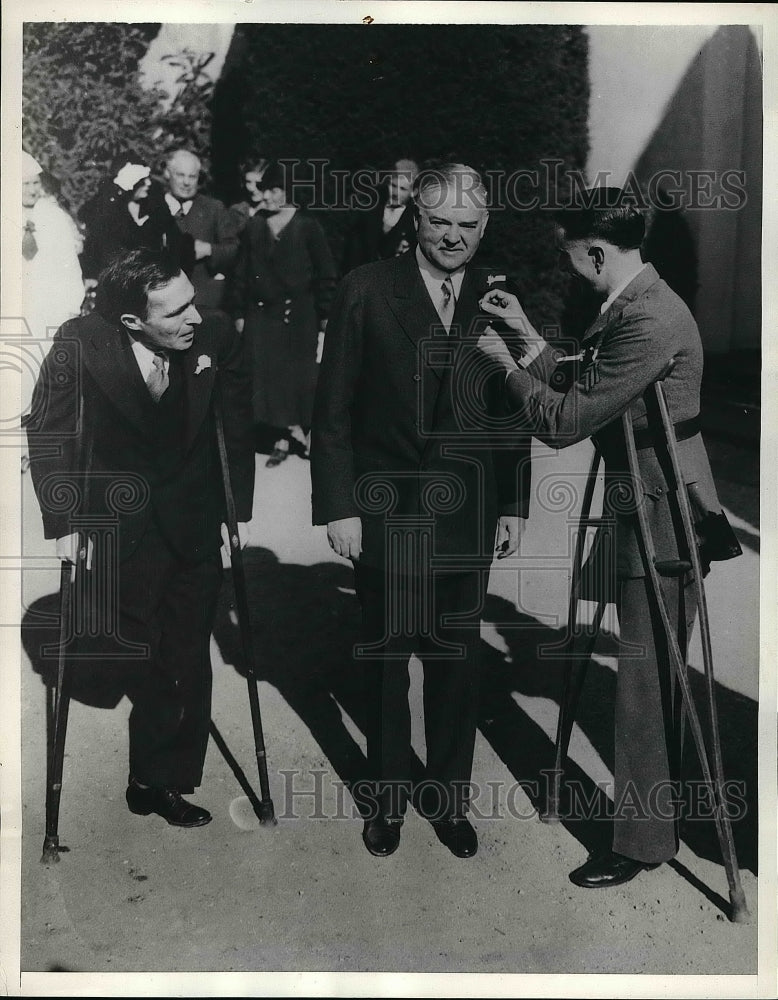 1932 Press Photo President Hoover Armistice Day observance - nea51929 - Historic Images