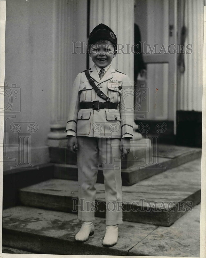 1928 Press Photo Jay Ward mascot of the American Legion at convention in Paris - Historic Images