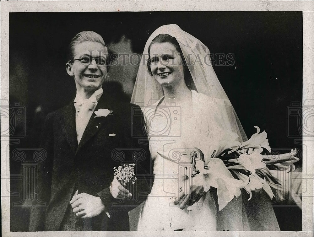 1937 Press Photo Freiherr H. Ch. Schenk Von Stauffenburg and Bride Lady Camilla - Historic Images
