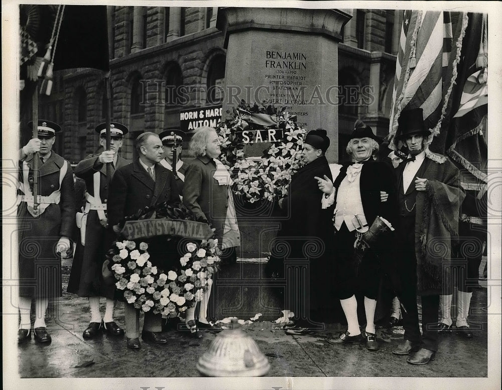 1939 Press Photo Ben Franklin statue in NY, L Van Name,JH Smythe,Rev Darlington - Historic Images