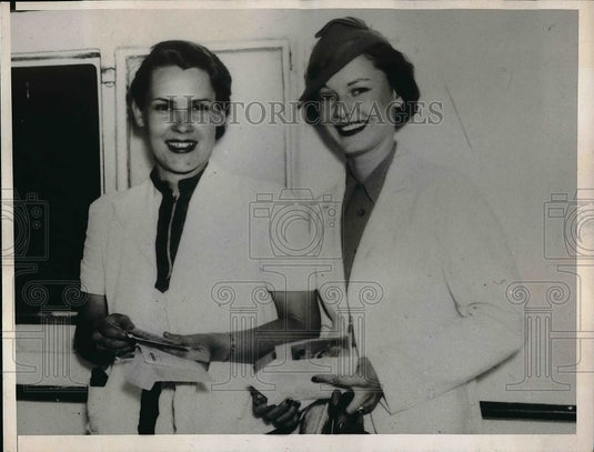 1937 Constance Sutherland & Dorothy Hallreturn from Shanghai - Historic Images