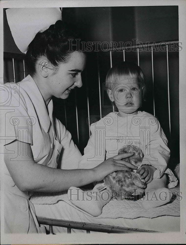 1949 Childrens memorial Hosp. Nurse Cutsforth &amp; DL Stier  - Historic Images