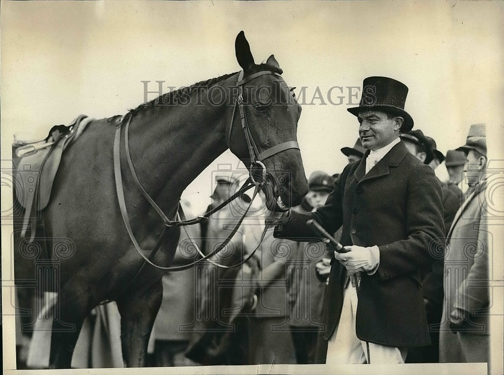 1931 Socialite Jack Skinner at hunter trials  - Historic Images