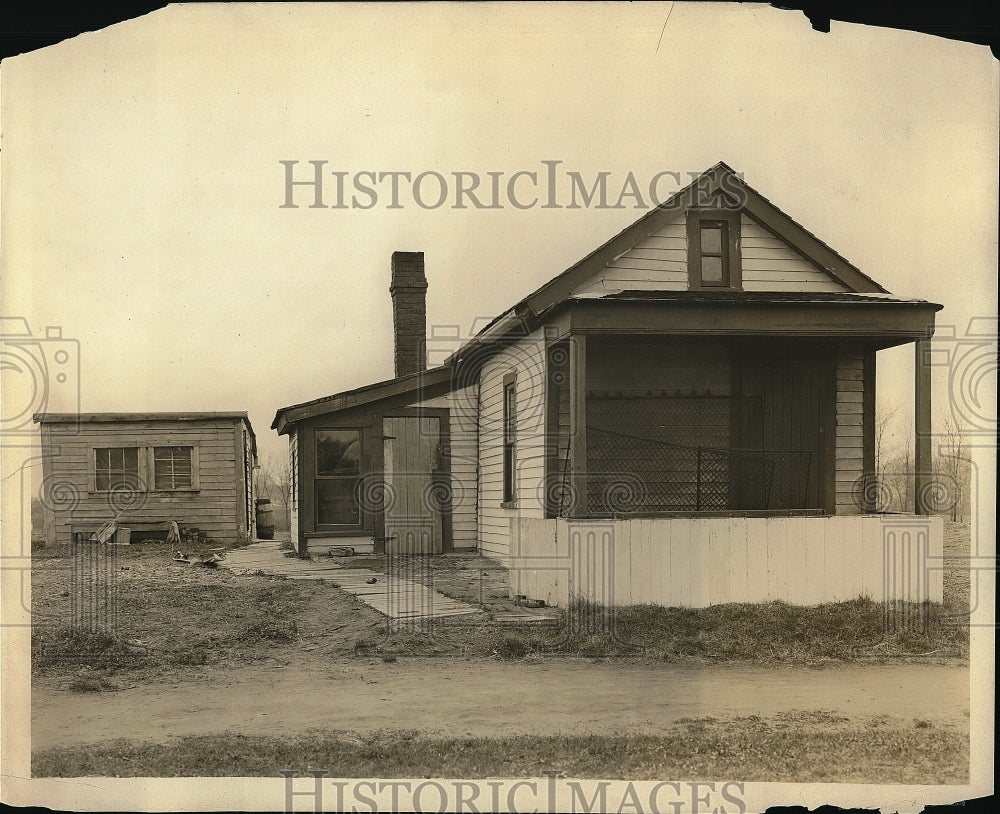 1926 House bought by proceeds of insurance by former husband - Historic Images