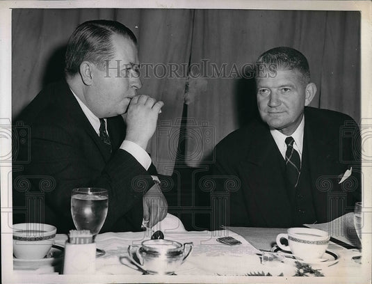 1943 Silliman Evans, Chicago Sun Publisher & Hugh Baillie At Lunch - Historic Images