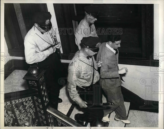 1937 DiFrancesco Attorney for CIO Thrown Out of Meeting  - Historic Images