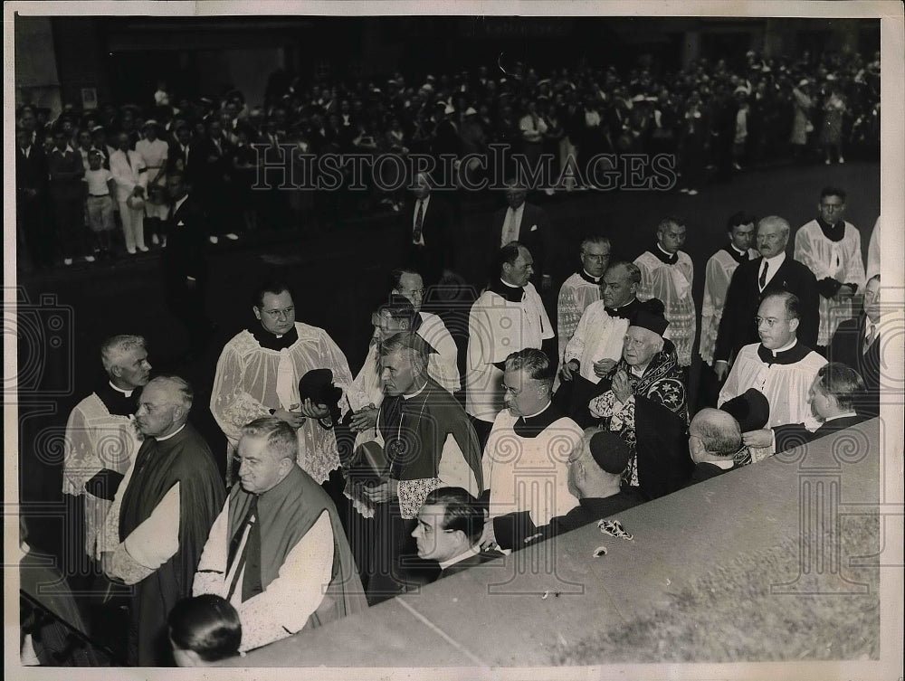 1938 Press Photo Archbishop Stephen Donoghue &amp; Monsignor Lavalle - nea53087 - Historic Images