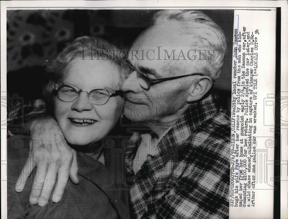 1959 Press Photo Rancher John Dawson Hugs Wife Faye After Her Kidnapping - Historic Images
