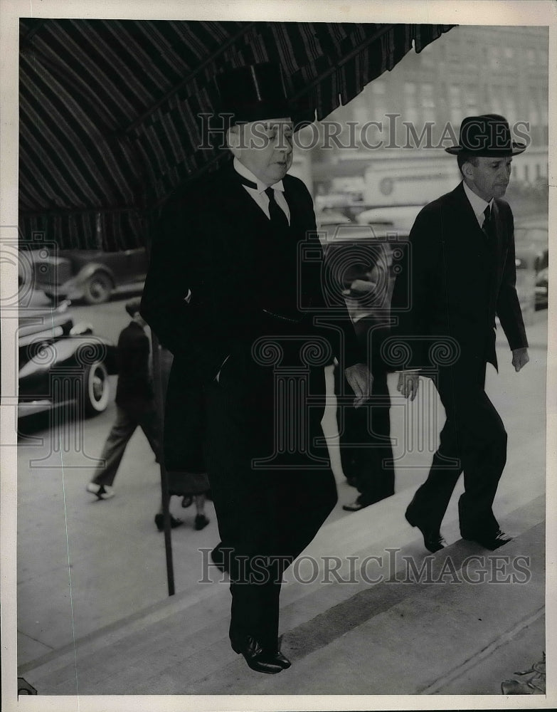 1938 Press Photo Lawyer George Whiteside Attends Funeral For Law Partner-Historic Images