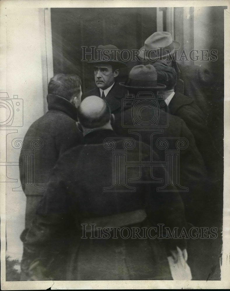 1924 Dr. Grayson announcing death of patient Wilson  - Historic Images