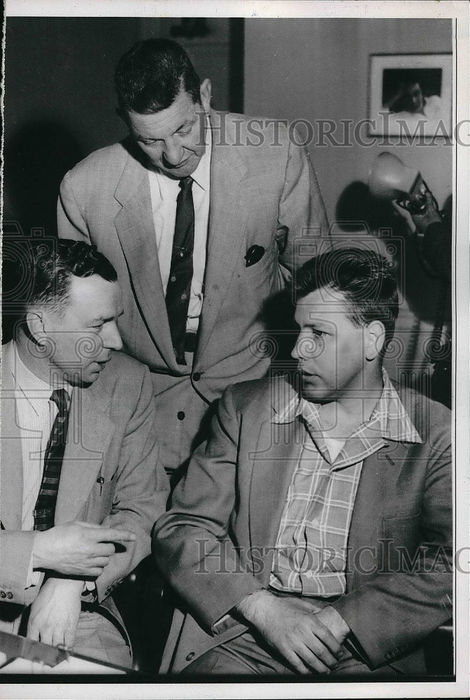 1956 Press Photo mass murderer Leslie "Mad Dog" Irvin arrested in San Francisco - Historic Images