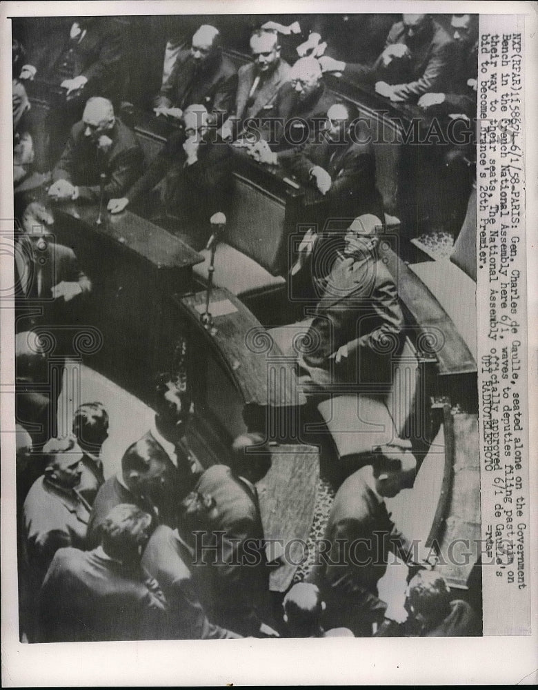 1958 Press Photo Gen. Charles DeGaulle at French National Assembly - nea53586-Historic Images