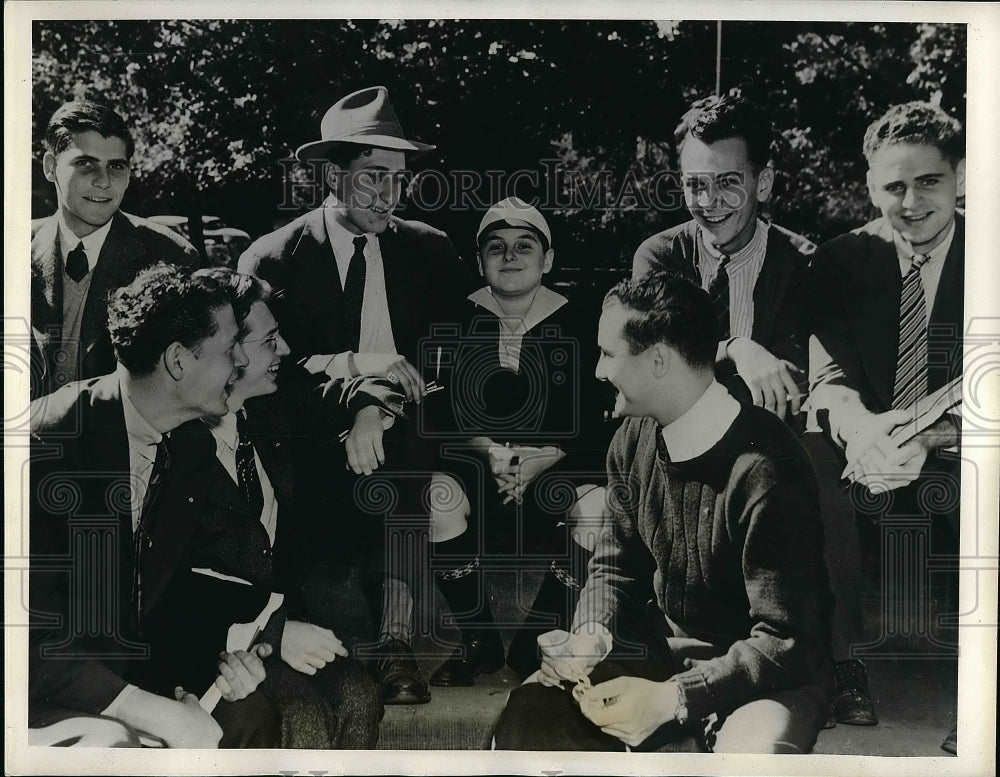 1941 Kenneth Wolf Freshman In Chemistry Class At University - Historic Images