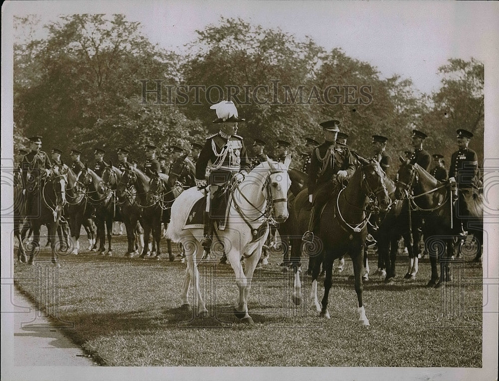 1929 The Prince Of Wales Inspecting Parade By Commissioner - Historic Images