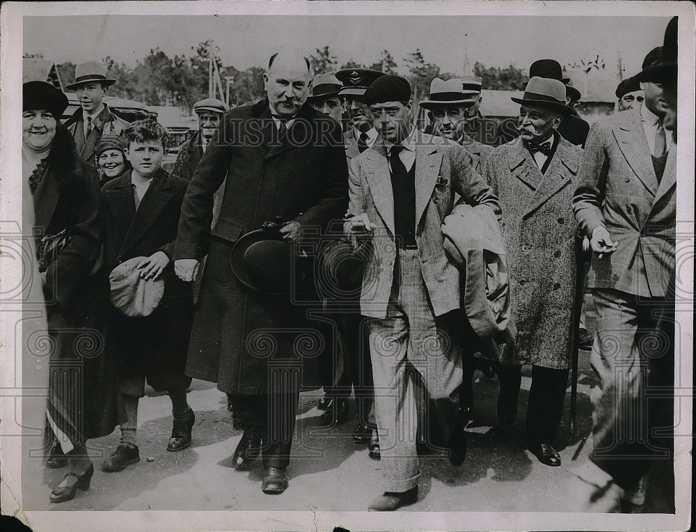 1932 Crowd Gathered With The Prince Of Wales  - Historic Images