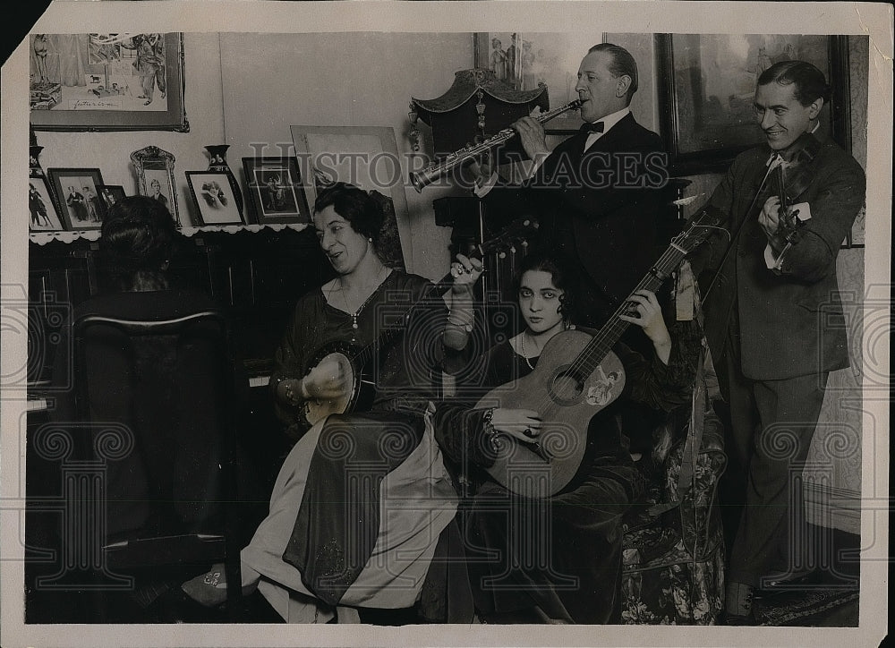 1923 Musicians Mrs. Grook,Arosa &amp; Ramiro With Dancers Performing - Historic Images