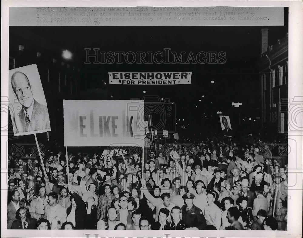 1953 Crowd Supports Dwight Eisenhower For President  - Historic Images