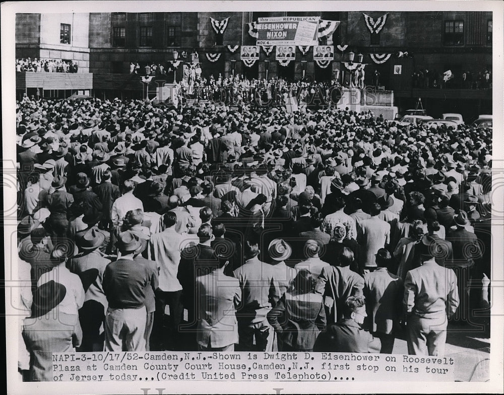1952 Politician Dwight Eisenhower On Roosevelt Plaza  - Historic Images
