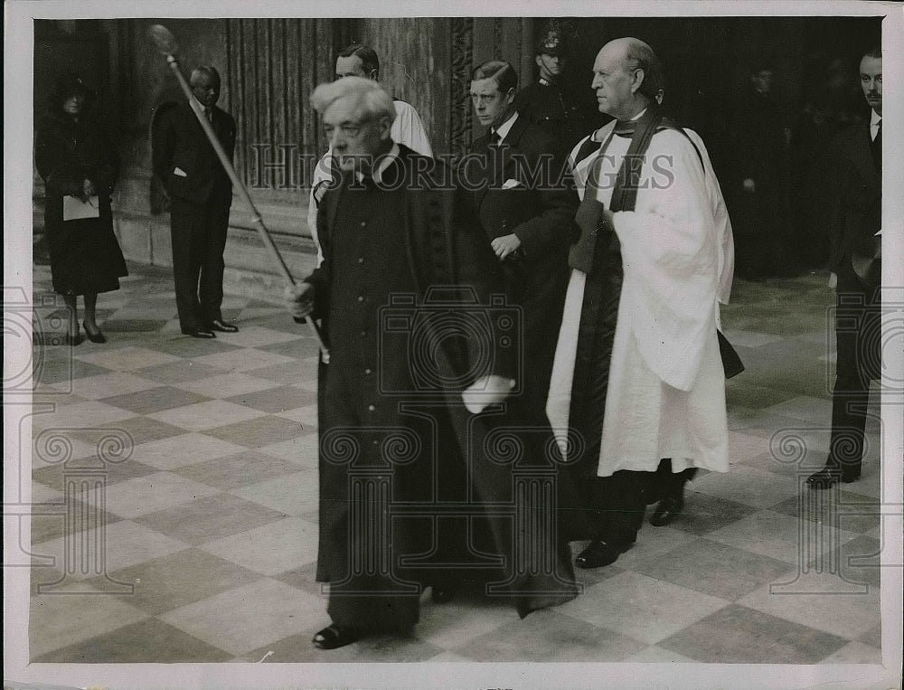 1930 Press Photo Prince of Wales with Canon Alexander of St Paul's Church - Historic Images