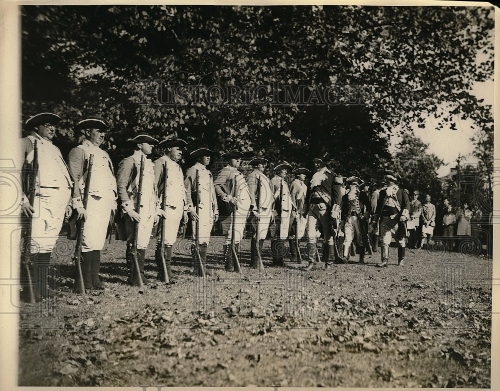 1927 Press Photo George Washington Inspects Troops At Battle Of The Revolution - Historic Images