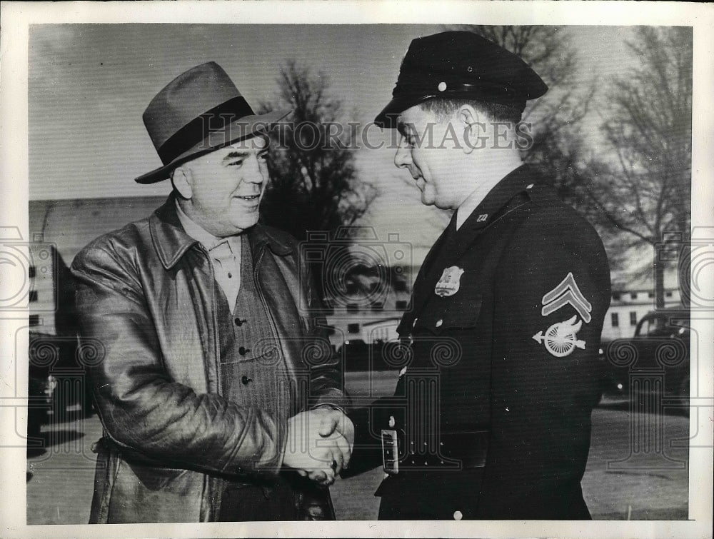 1946 Washington Detective Chief Robert J. Barrett & Joseph Osterman - Historic Images