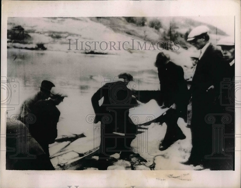 1936 Rescue Workers Searching For Victims Of Avalanche  - Historic Images