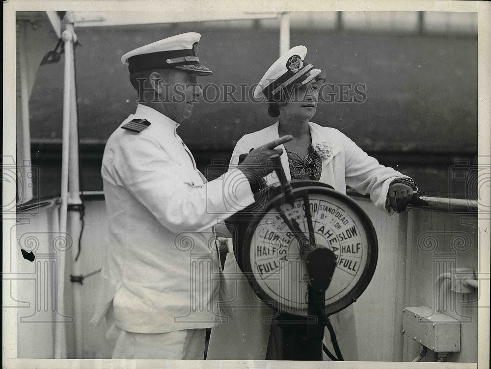 1934 Captain W.J. Close &amp; Navigator Joan Lowell On S.S.Pastores - Historic Images