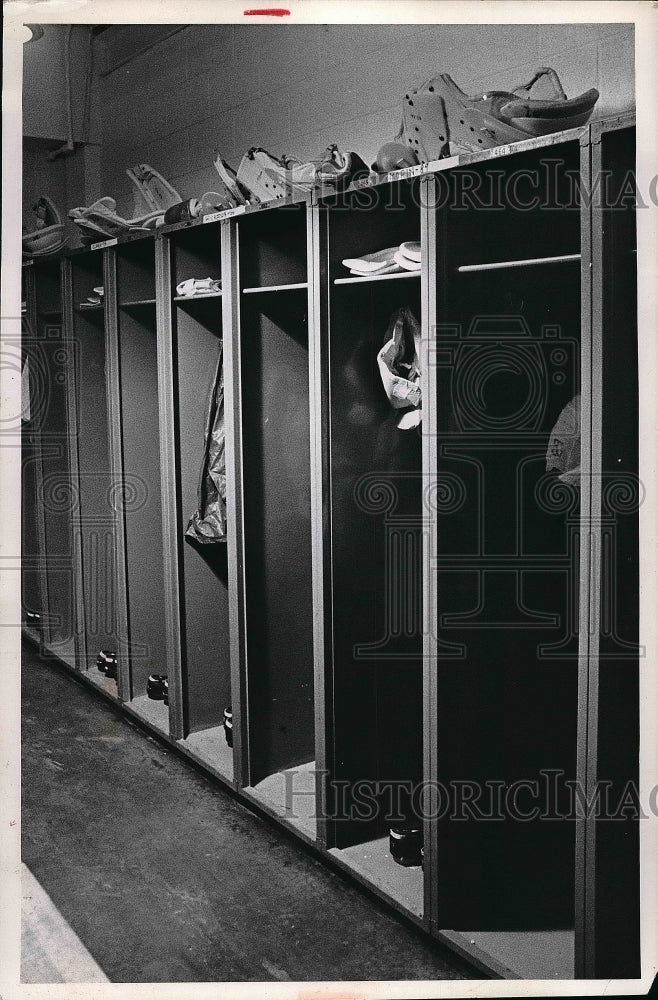 1968 Veterans' Lockers Emptied in Hickerson, Morin  - Historic Images